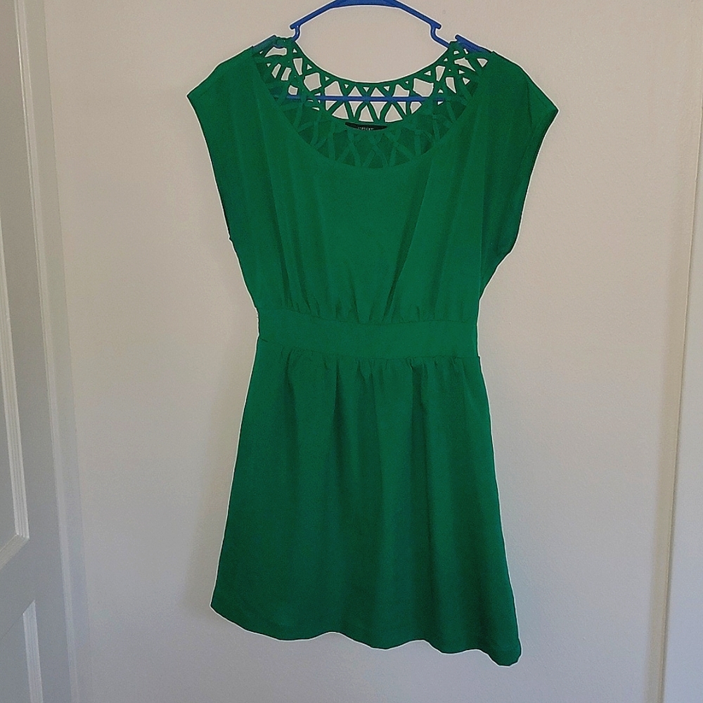 Forever 21 Emerald green dress